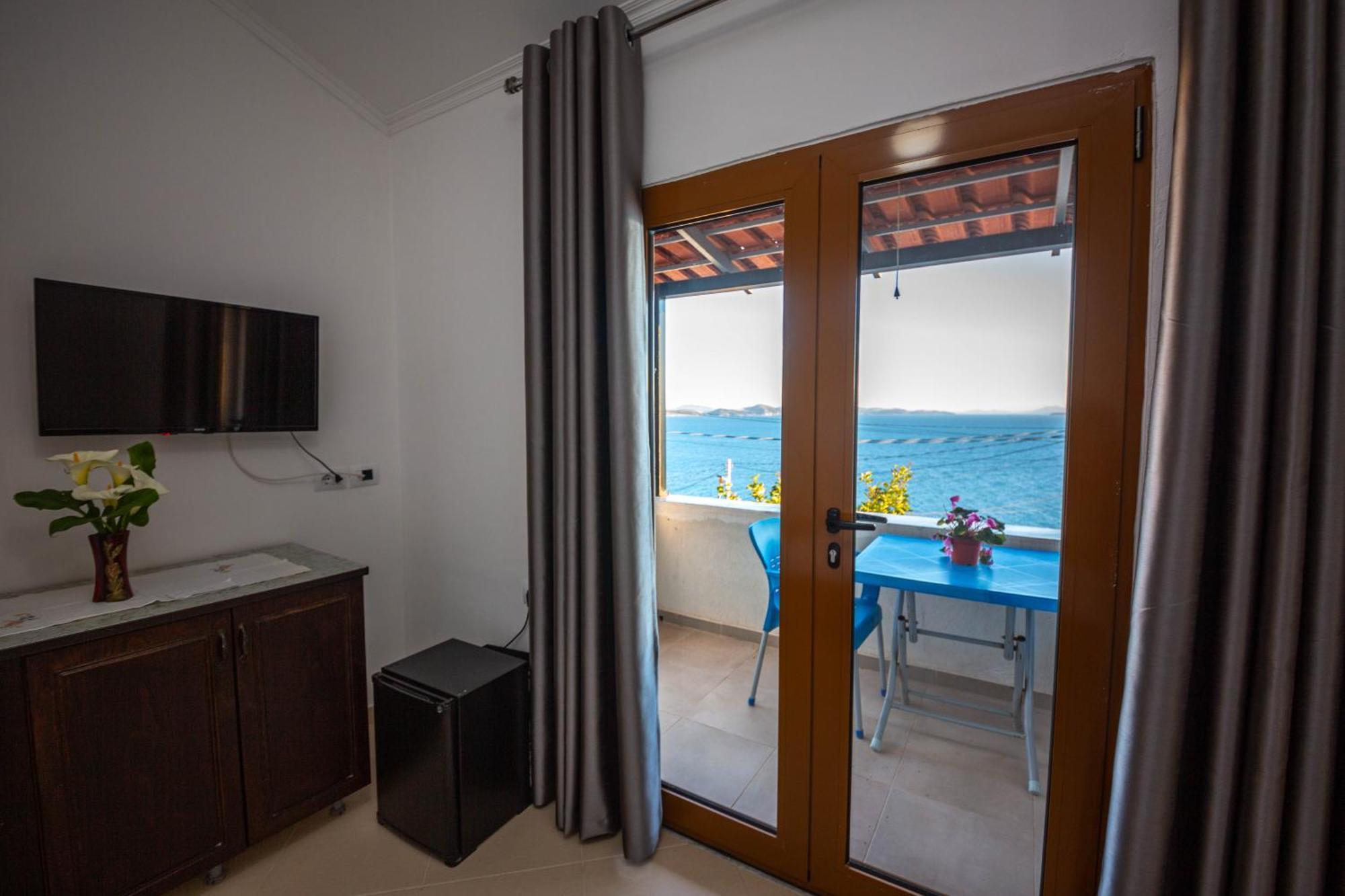 Enel Villa Sarandë Esterno foto